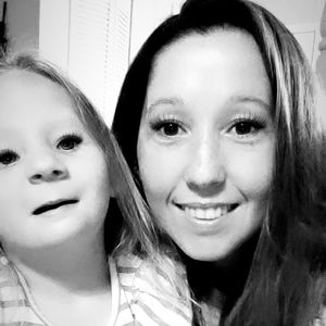 Meet your Posher, Lea